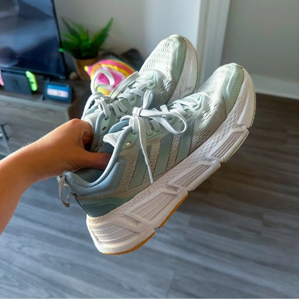 3/$20⚡️ Adidas Questar Performance Ice Blue Running Shoes Bounce Midsole